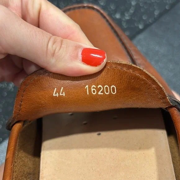 Men's Brown Leather Loafers from Italy size 44 US 11 never worn - Picture 3 of 5